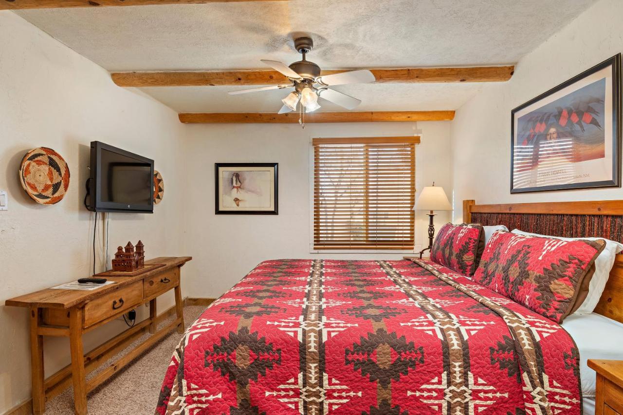 Fort Marcy Suites By All Seasons Resort Lodging Santa Fe Esterno foto